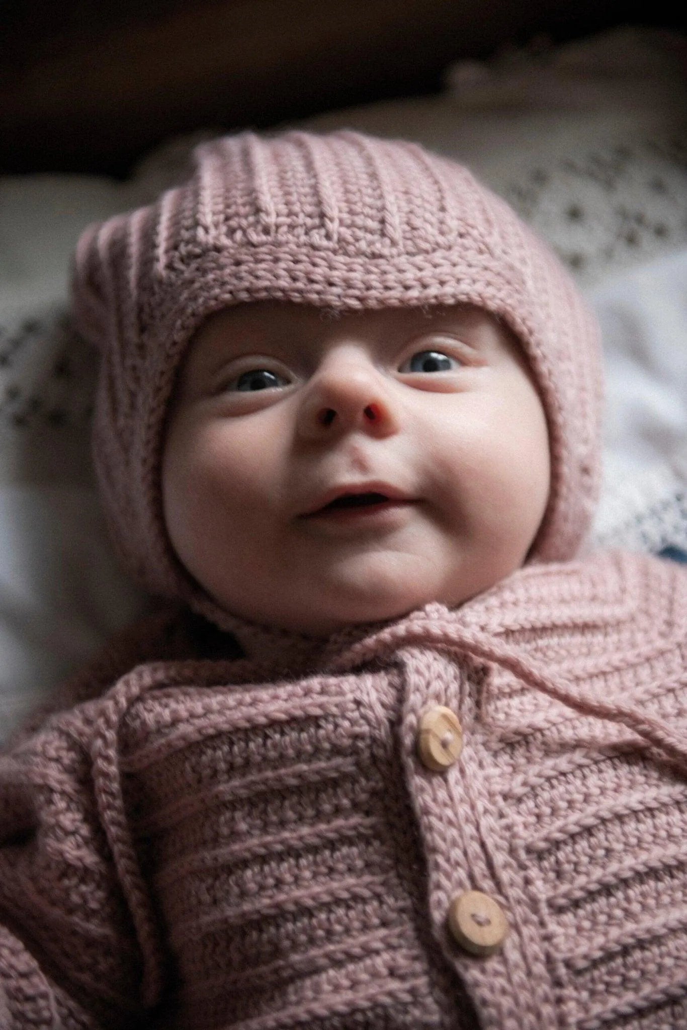 Åker - virkad babymössa - Fru Olesen Garn
