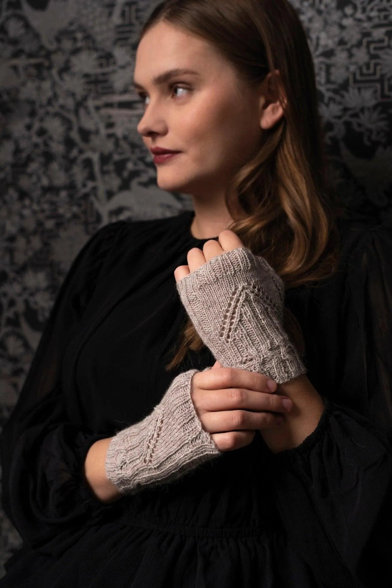 Silverkrans - halvvantar - Fru Olesen Garn