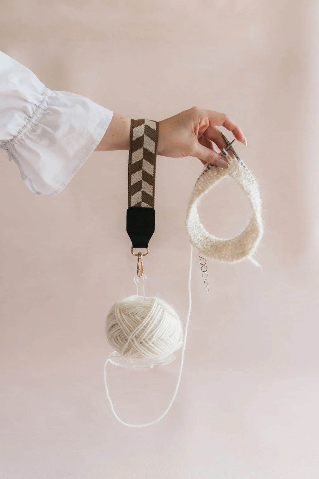 The Yarn Buddy – garnhållare från KNITS by Cindy Ekman