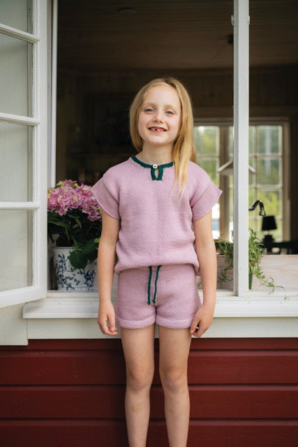 Lillstugan - Knitted children's shorts