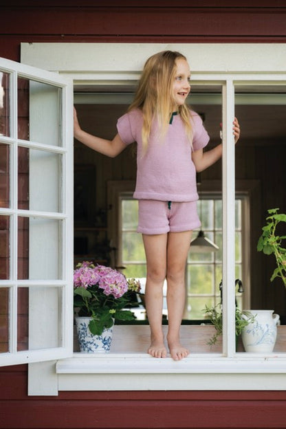 Lillstugan - Knitted children's shorts