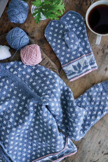 Stjärnro – Colourwork Cardigan Knitting Pattern