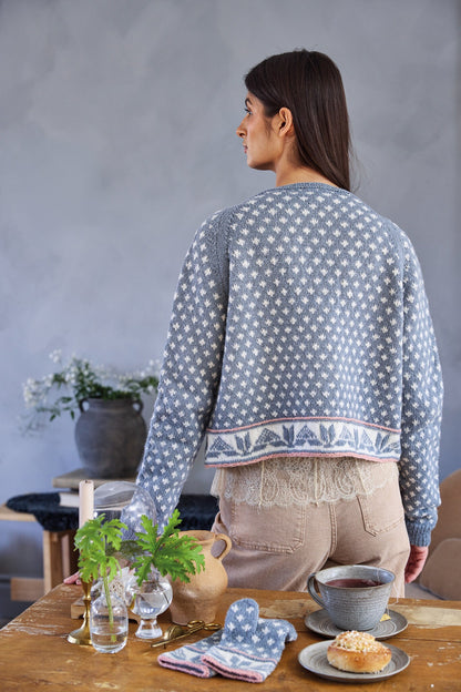 Stjärnro – Colourwork Cardigan Knitting Pattern
