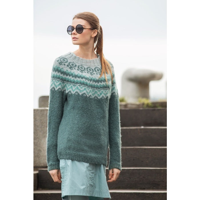 Anja - cable-knit sweater