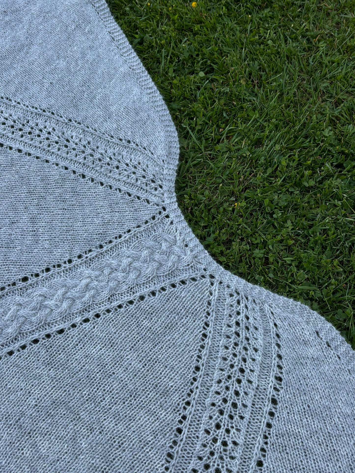 Heights and Valleys Shawl – stickmönster till sjal