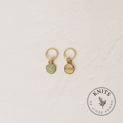 Stitch markers
