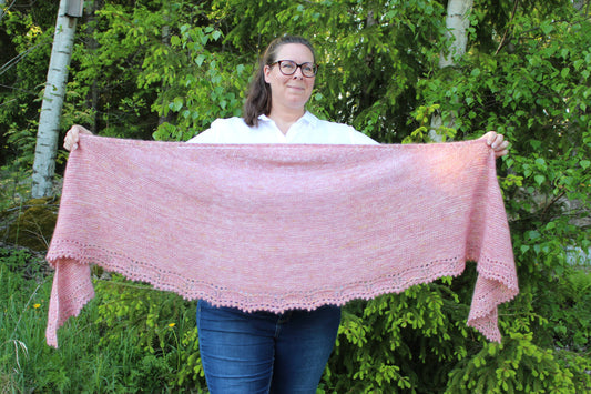 Humle Fuzzy Shawl