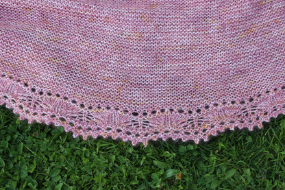 Humle Fuzzy Shawl