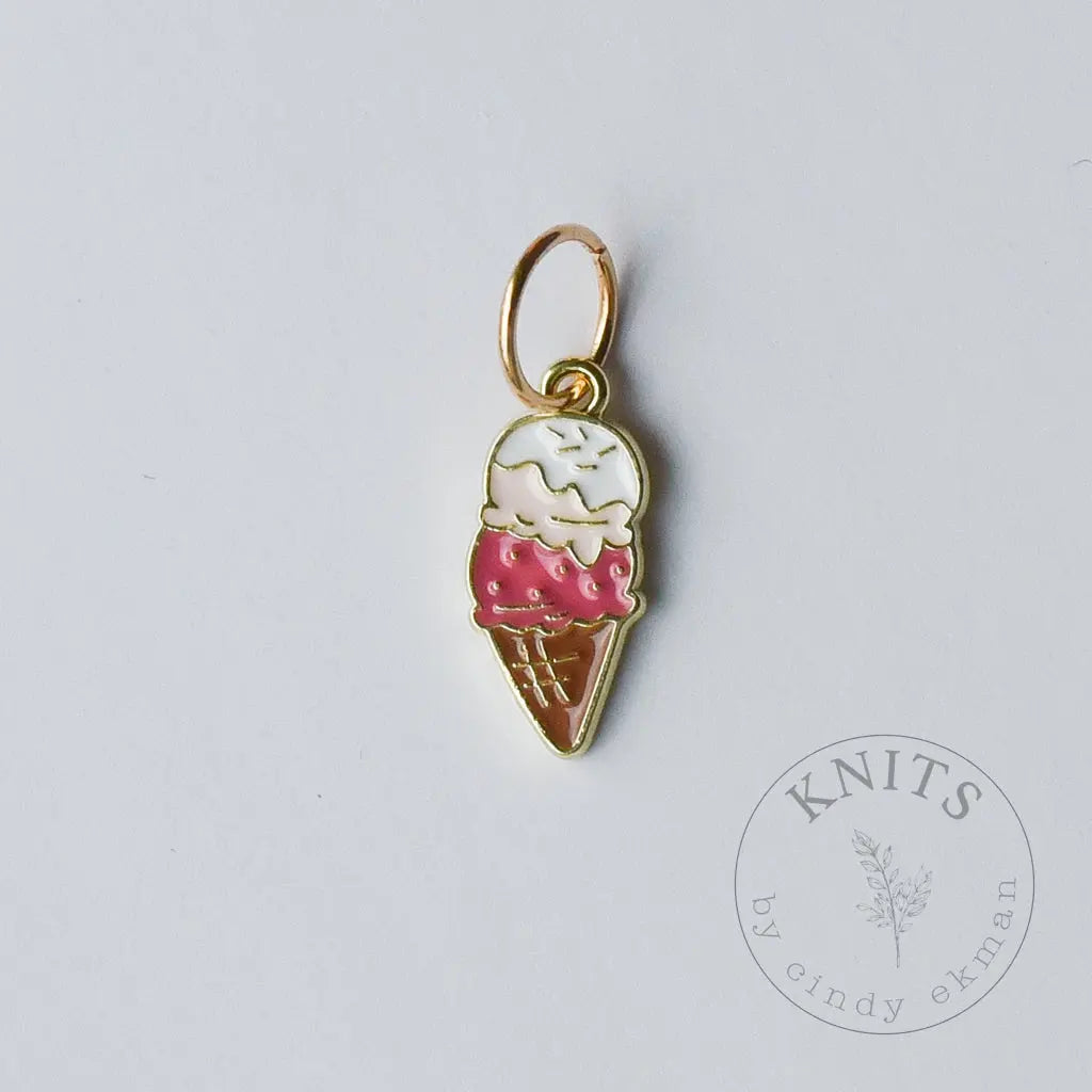 Stitch markers